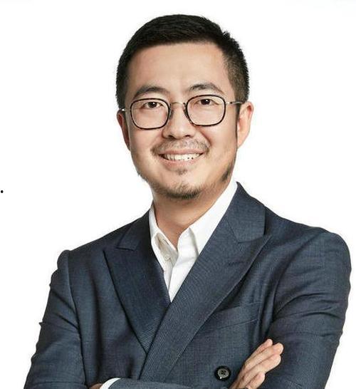 吃瓜群众闫勇简介,吃瓜群众的趣味人生